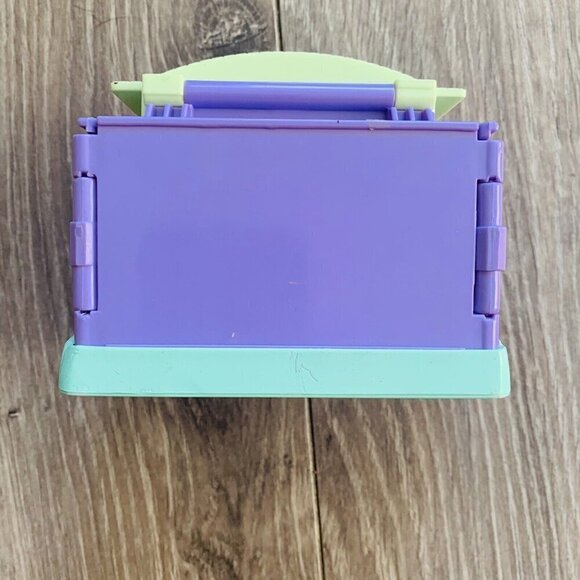 Vintage Polly Pocket Magic Movin' Sports Shop Playset (Origin, Mattel, 2000) - Picture 10 of 11